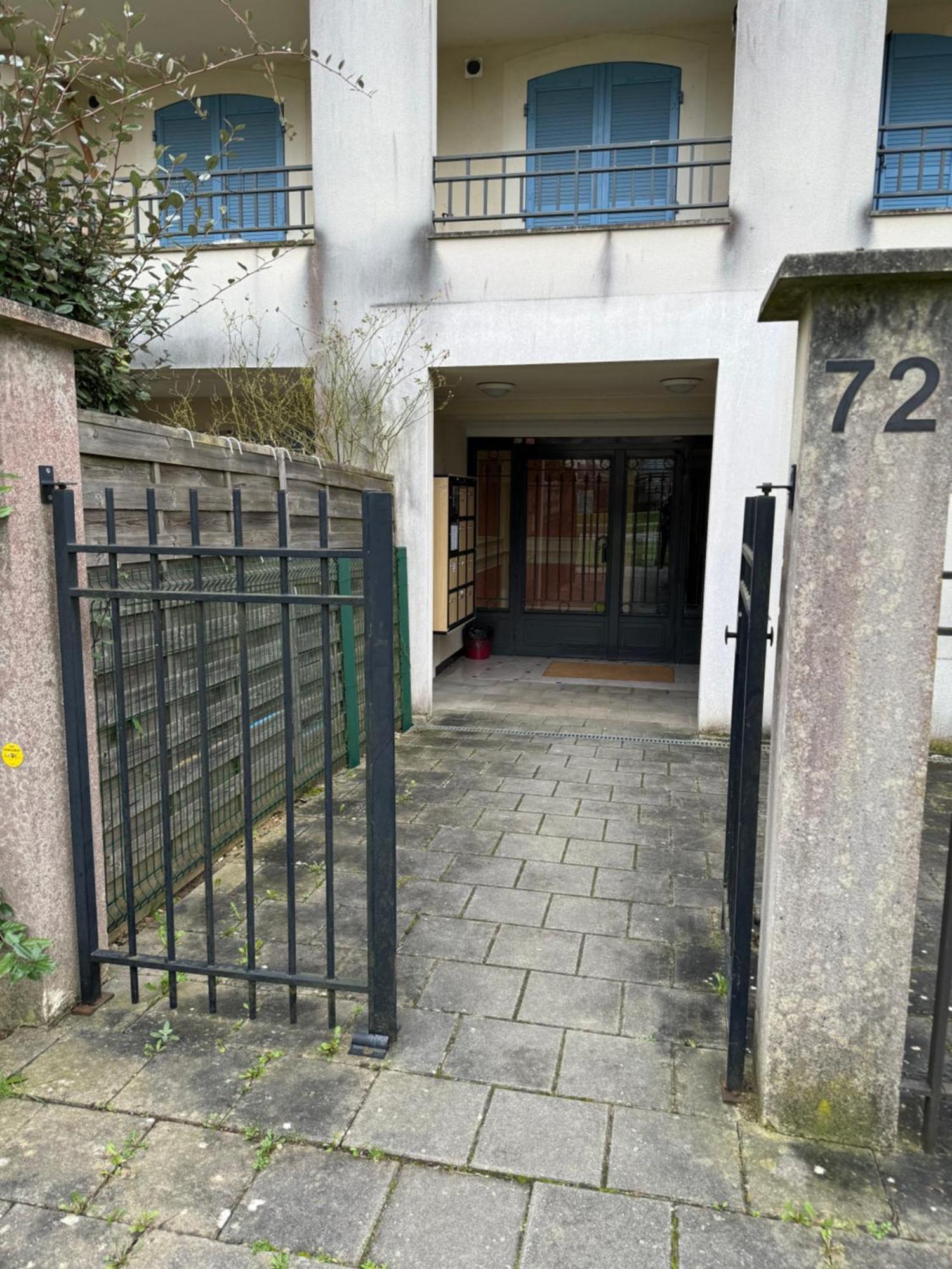 Appartement Le Studio Du 72 à Bussy-Saint-Georges Extérieur photo